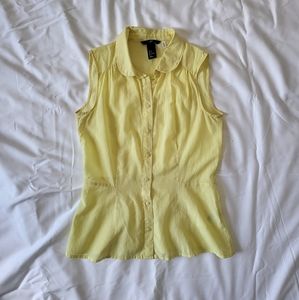 Light yellow sleeveless button down shirt, size 6